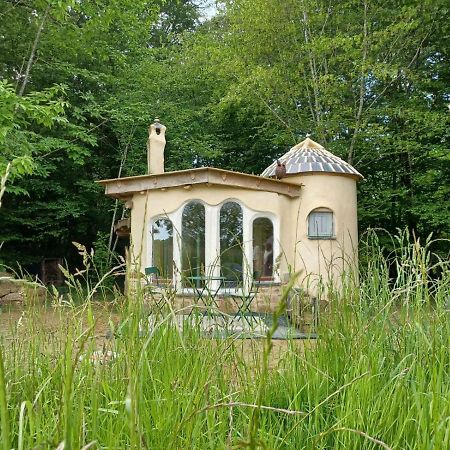 Sarl Verrerie Royale Val-Couesnon Exteriér fotografie