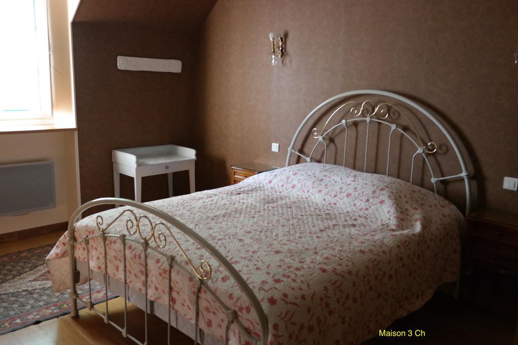 Sarl Verrerie Royale Val-Couesnon Pokoj fotografie